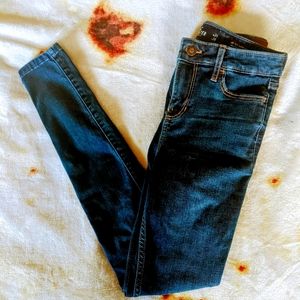 Women's small Hollister classic stretch